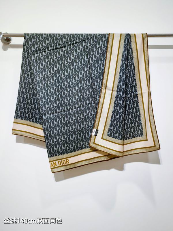 Dior Scarf 140X140cm 70%羊绒30%真丝 E081941